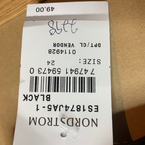 BRAND NEW black jean shorts - Picture 1 of 2